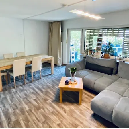 Beautiful And Comfortable Apartment *